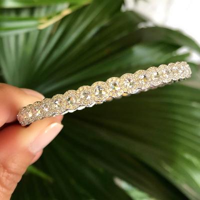 18k White Gold Bangle Diamonds Estate Bracelet