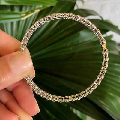 18k White Gold Bangle Diamonds Estate Bracelet