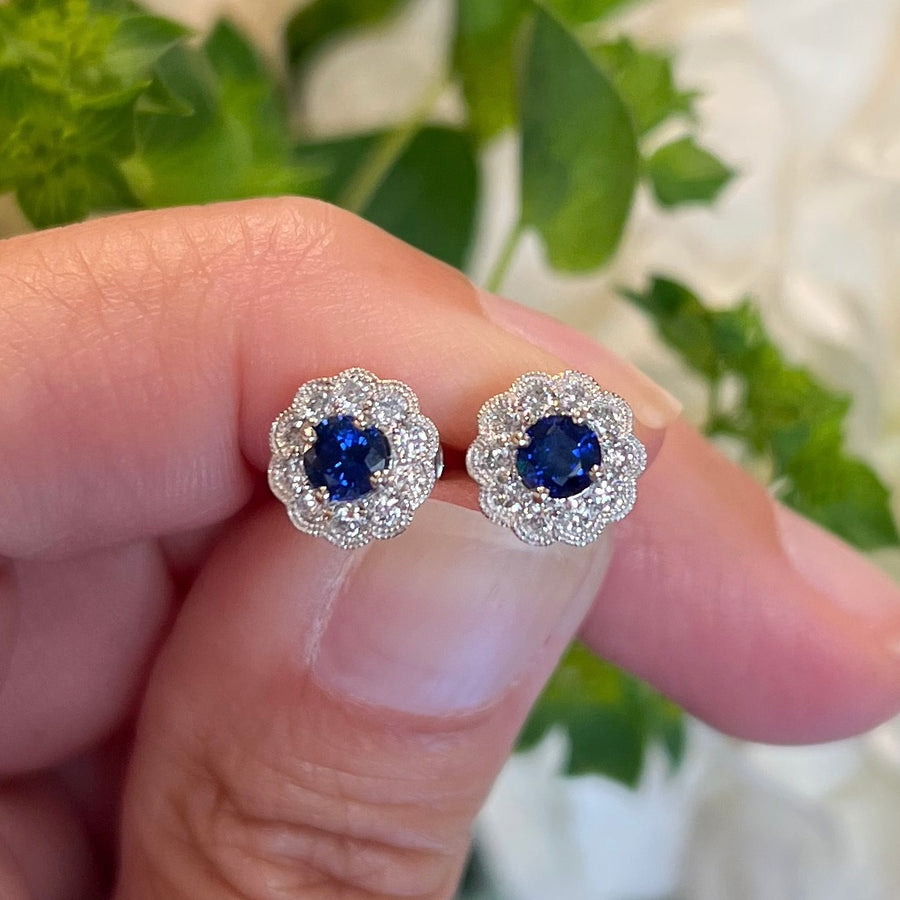 14k Stud Sapphires Earrings