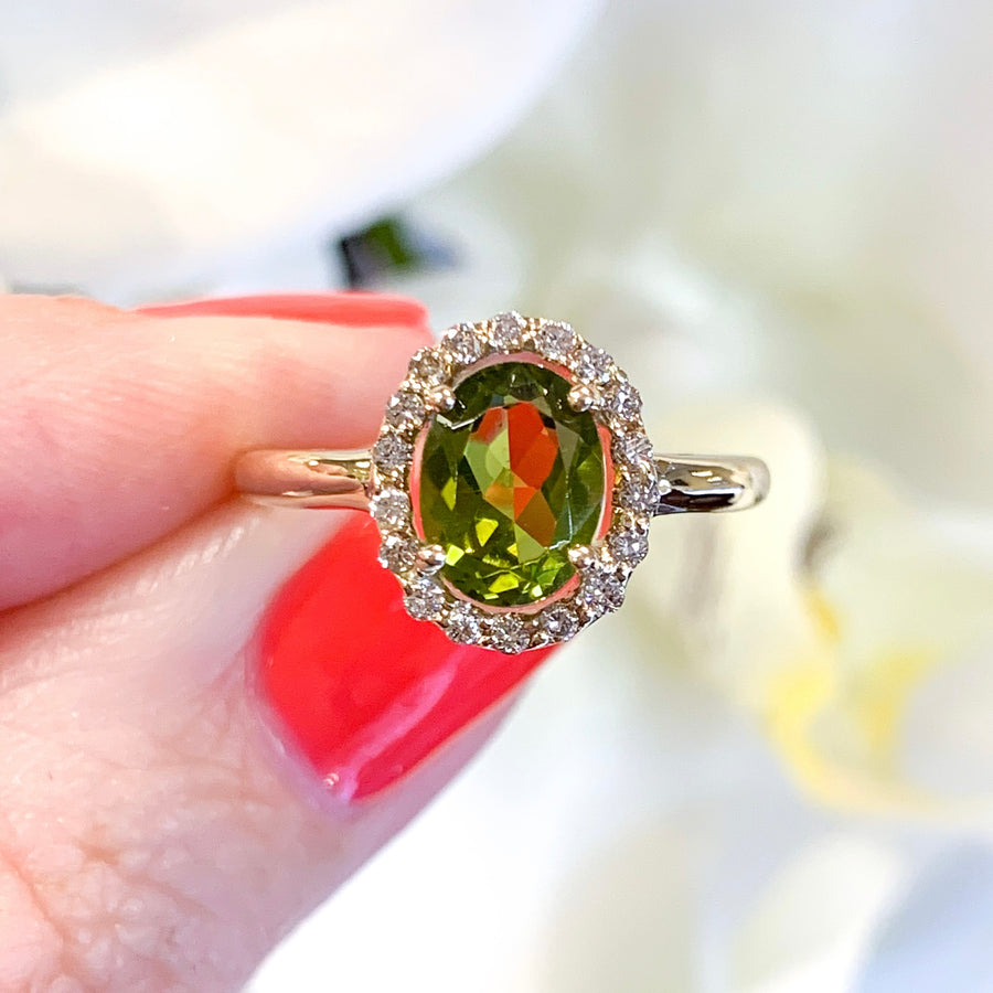 14k Yellow Gold Peridot Gemstone Ring