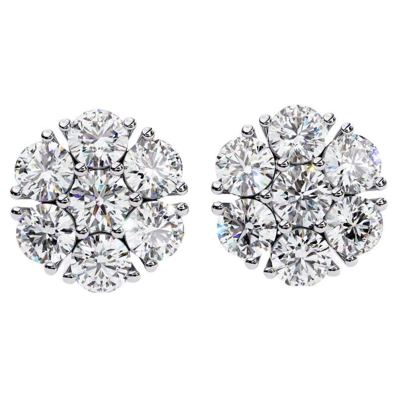 14k White Gold Cluster Diamond Earrings 0.80 cttw