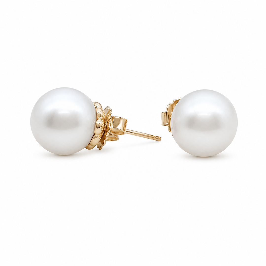 14k Stud Pearl Earrings