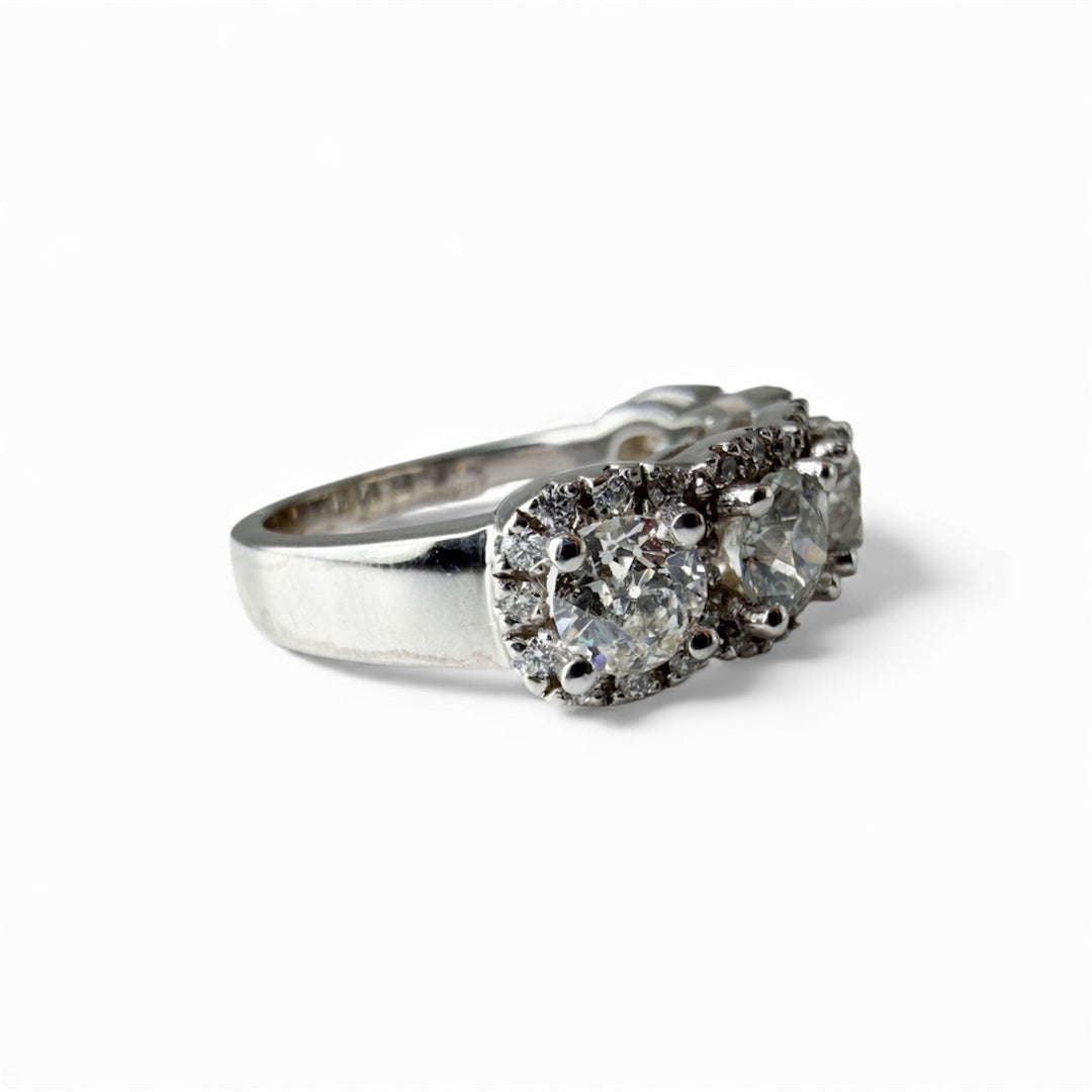 14k White Gold Estate Diamond Ring