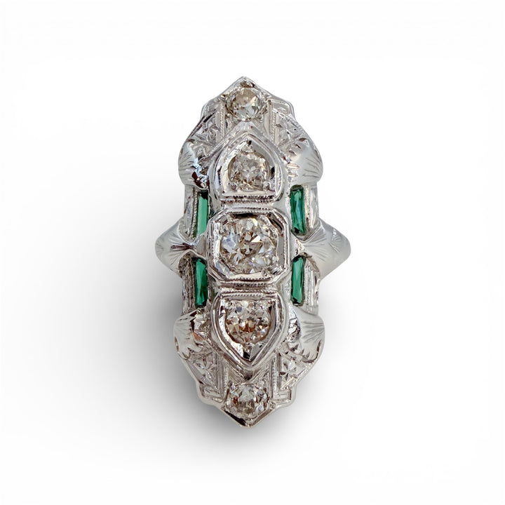 Platinum Art Deco Diamond Estate Ring