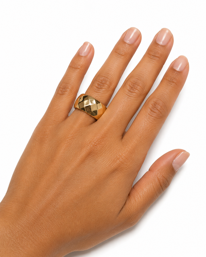 14k Yellow Cigar Estate Band