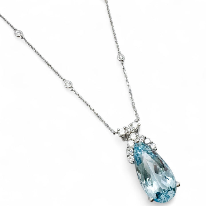 14k White Gold Aquamarine Necklace