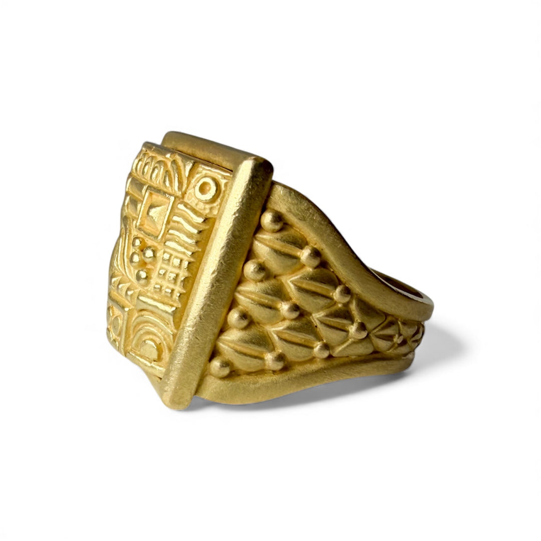 18k Yellow Gold Kielselstein Estate Ring