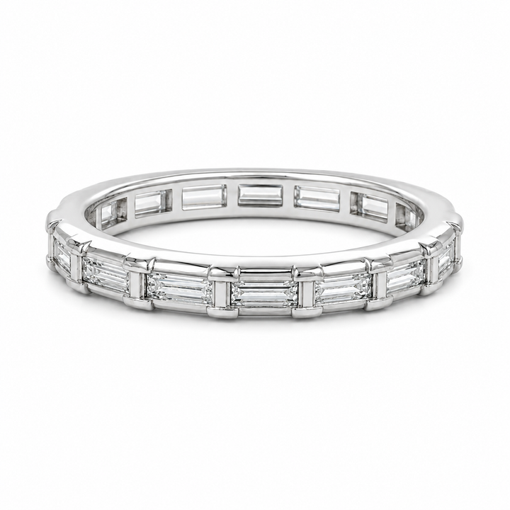 18k White Eternity Diamond Estate Ring