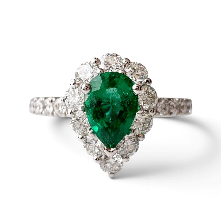 14k White Gold Emerald Gemstone Ring