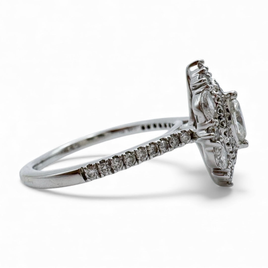 14k White Gold Cluster Diamond Estate Ring