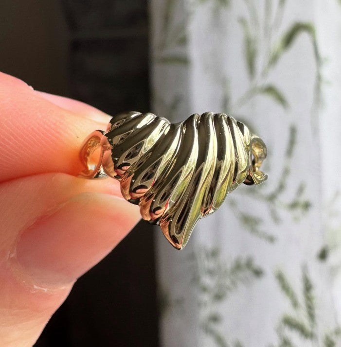 14k Yellow Gold Heart Estate Ring