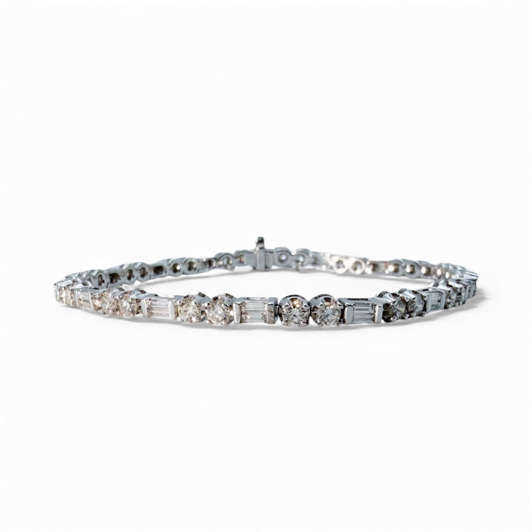18k White Gold Tennis Diamond Estate Bracelet