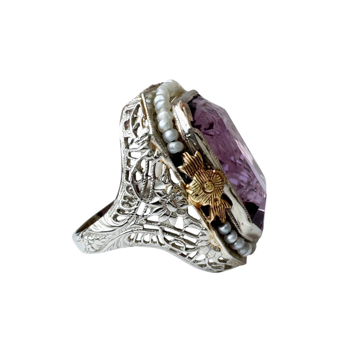14k White Gold Antique Amethyst Estate Ring