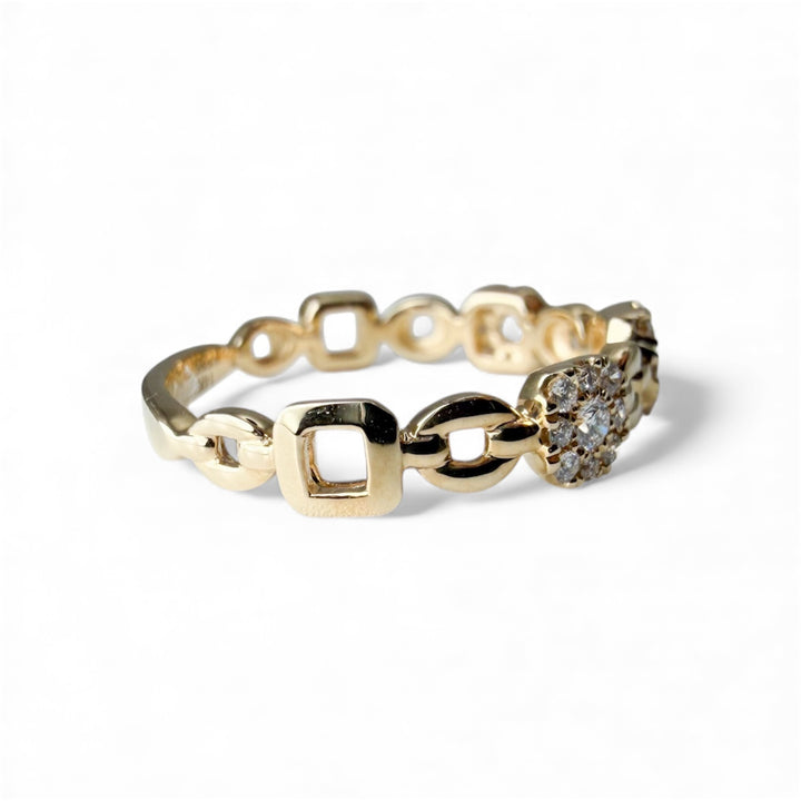 14k Yellow Gold Cluster 0.22ctw Round Diamond Wedding Band