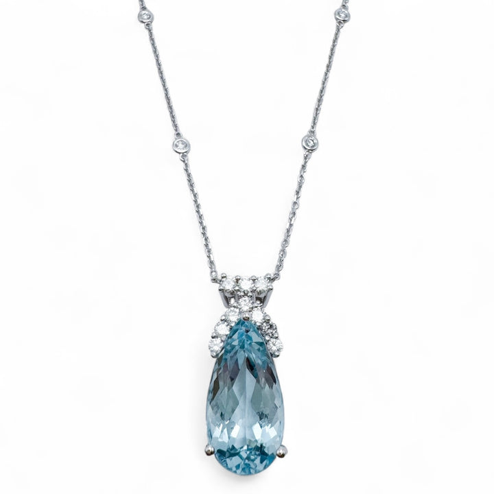 14k White Gold Aquamarine Necklace