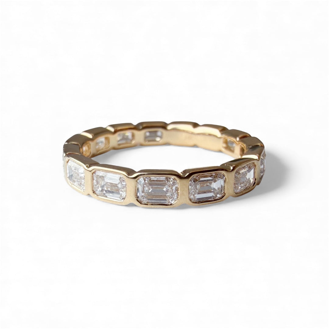 14k Yellow Gold Emerald Lab Grown Diamond Band
