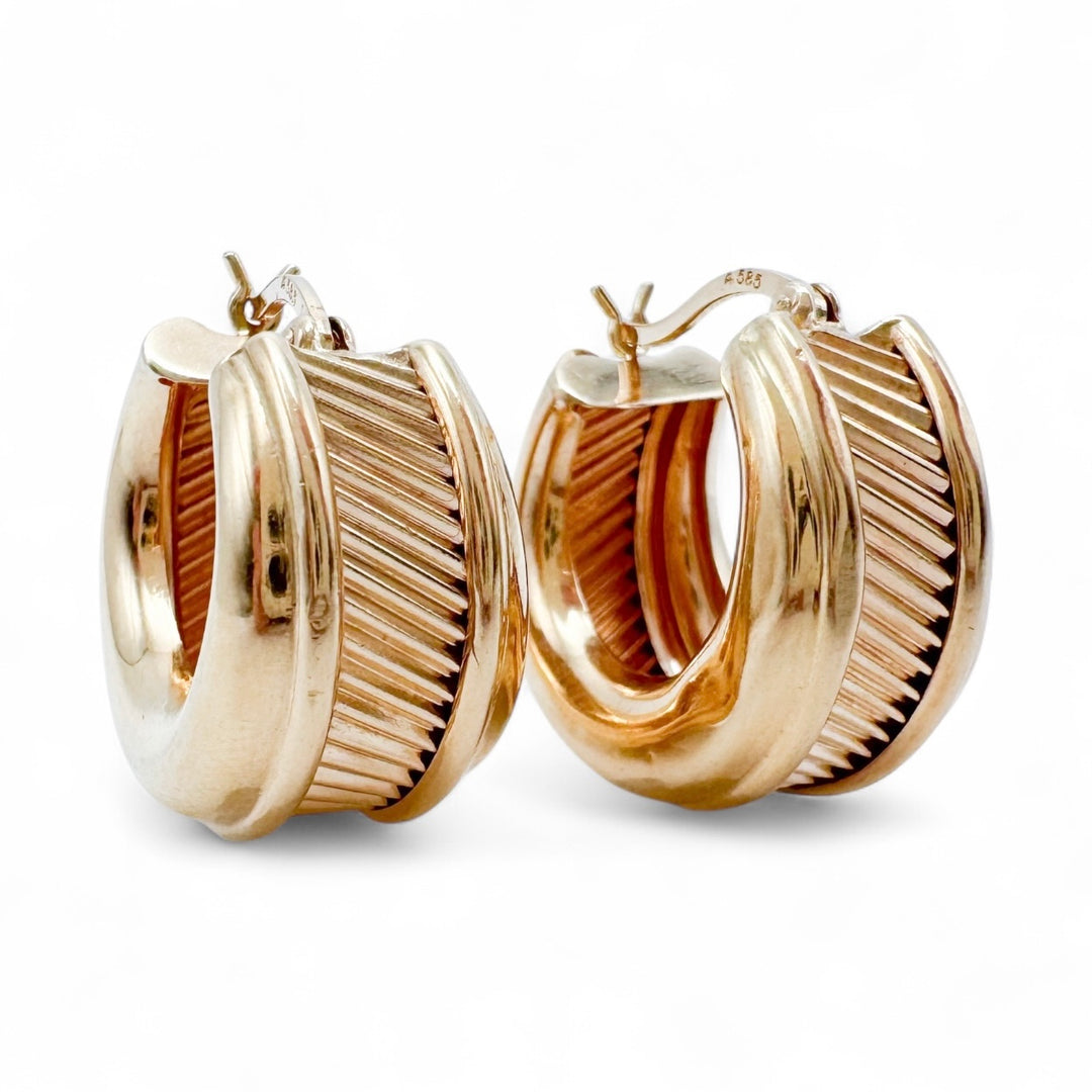 14k Yellow Gold Small Hoop Estate Earrings