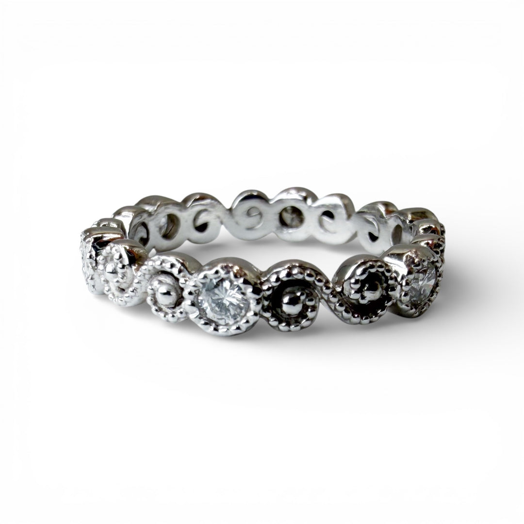 14k White Gold Diamond Estate Ring