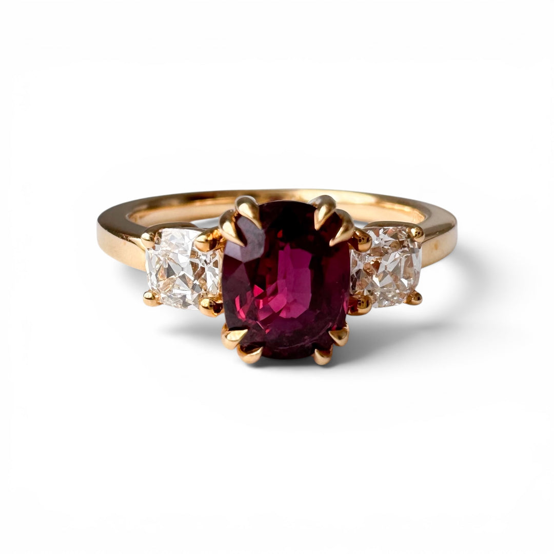 18k Yellow Gold 3 Stone Ruby Diamond Ring