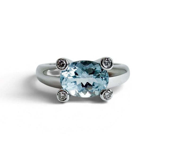 14k White Gold Aquamarine Estate Ring