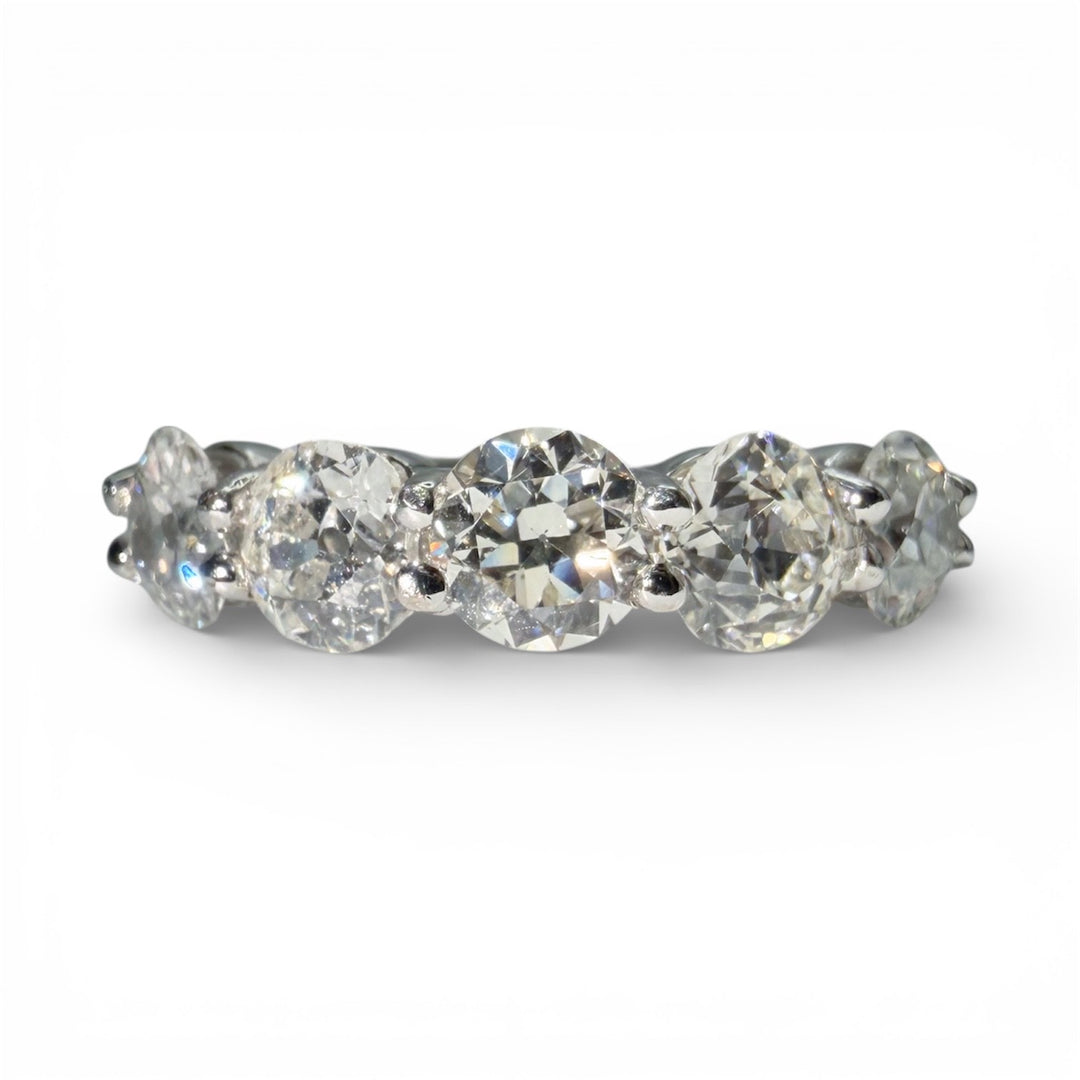 14k White Gold 5 Stone Diamond Estate Ring