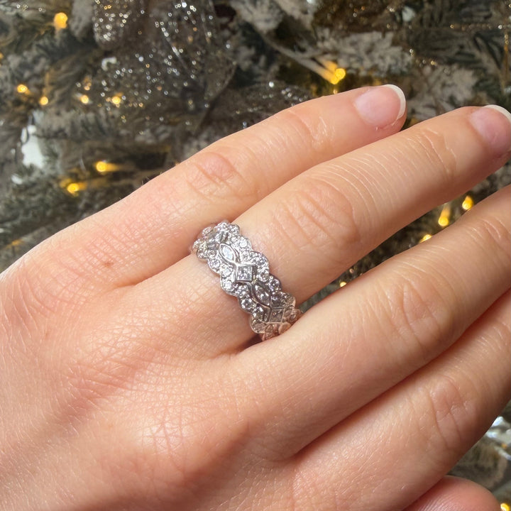 18k White Gold 2.60ctw Round Diamond Wedding Band