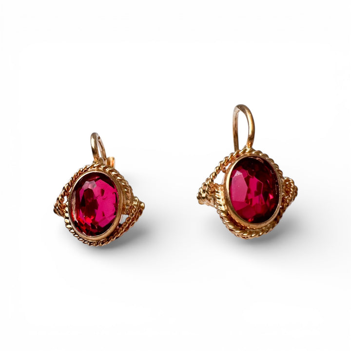 18k Yellow Gold Lever Back Rubies Estate Earrings