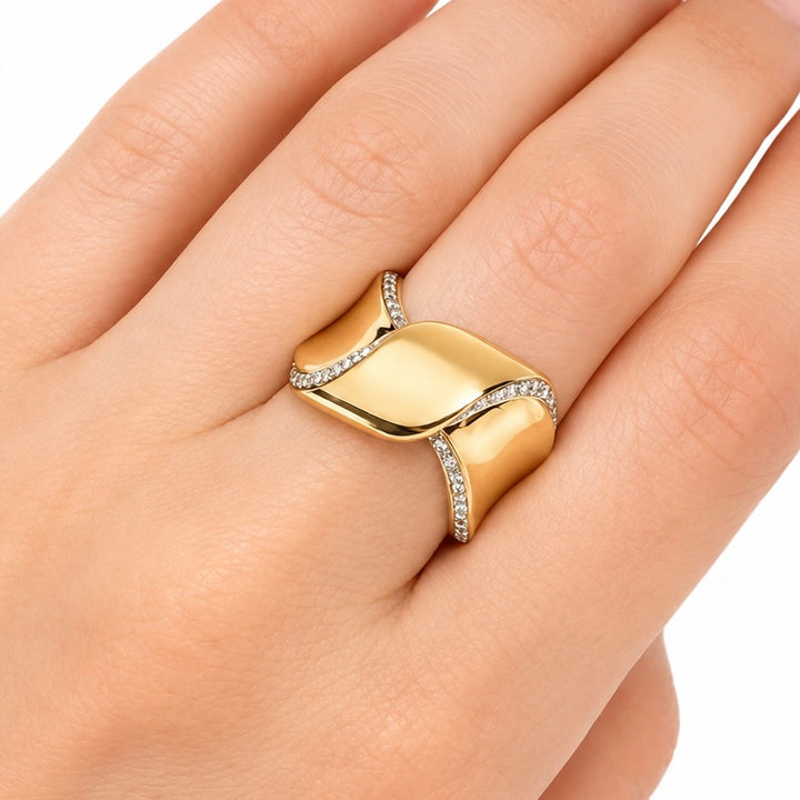 14k Yellow Gold Diamond Estate Ring