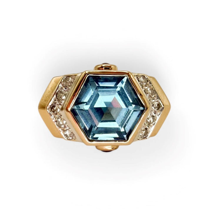 14k Yellow Gold Blue Topaz Estate Ring
