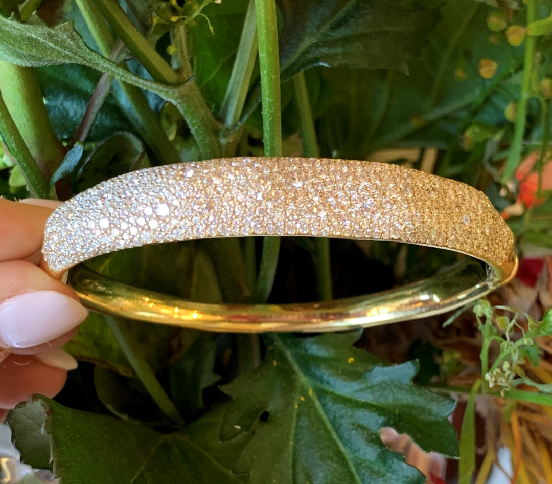 18k Yellow Gold Estate Diamond Designer Bracelet