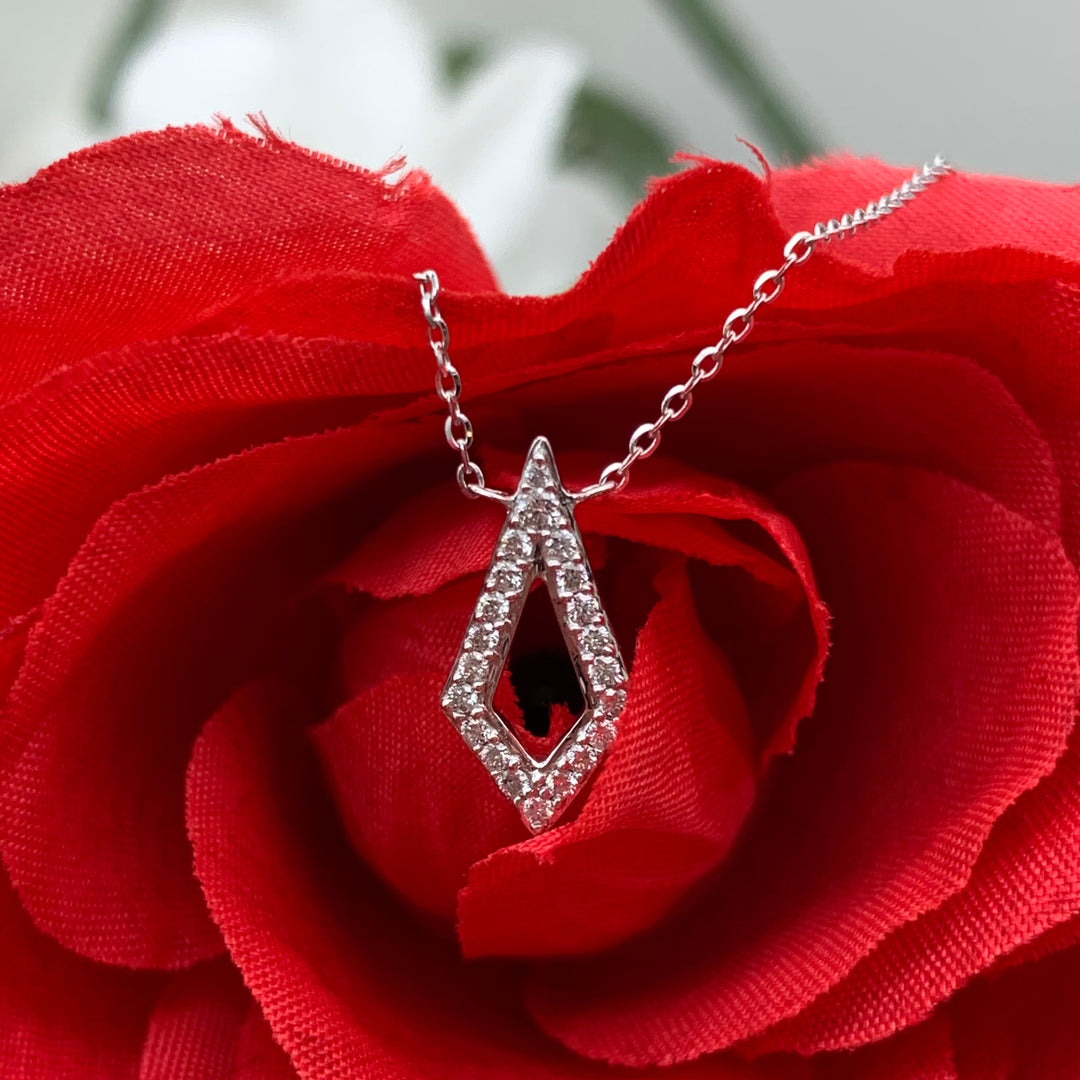 14k White Gold Diamond Necklace