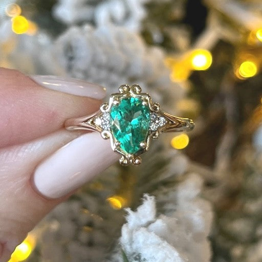 14k Yellow Gold Emerald Ring