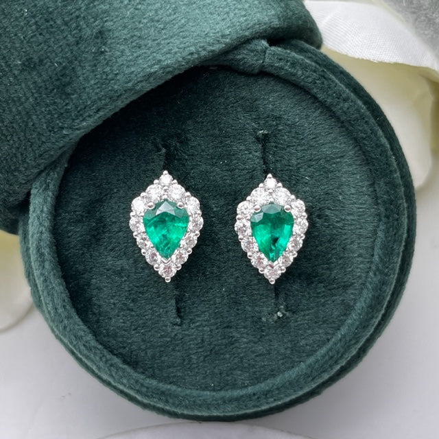 18k Halo Emeralds Earrings