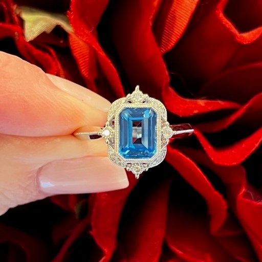 14k White Gold Blue Topaz Gemstone Ring