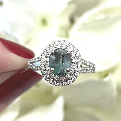 18k White Gold Alexadnrite Ring
