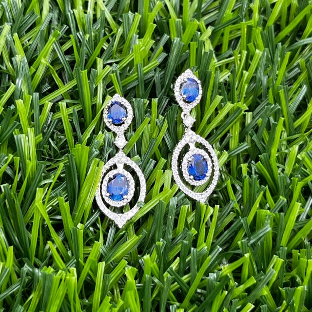 18k Drop Sapphires Earrings