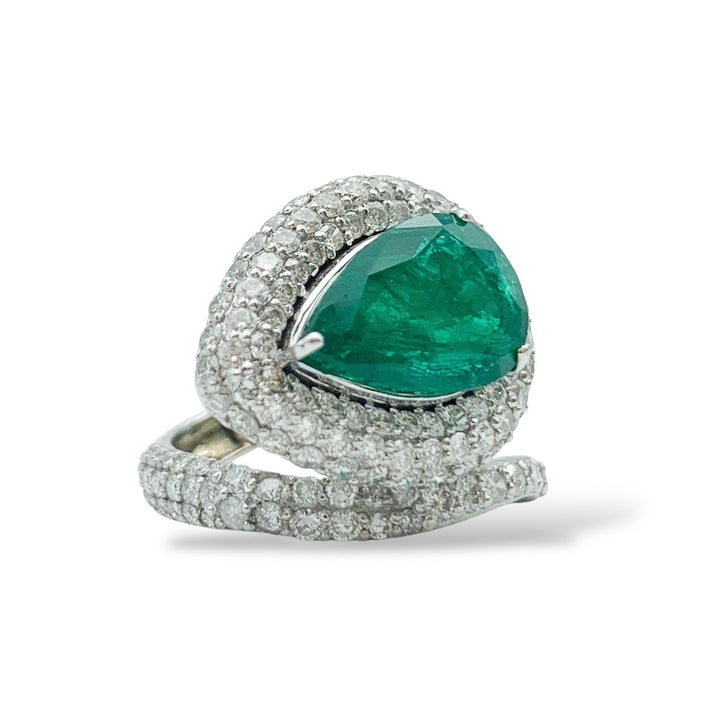 18k White Gold Cocktail Emerald Estate Ring