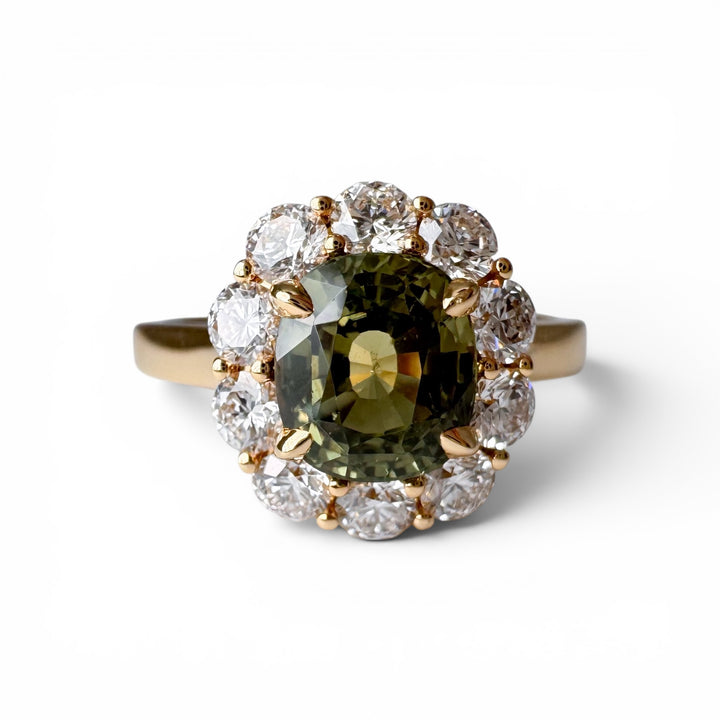 18k Yellow Gold Alexandrite Gemstone Ring