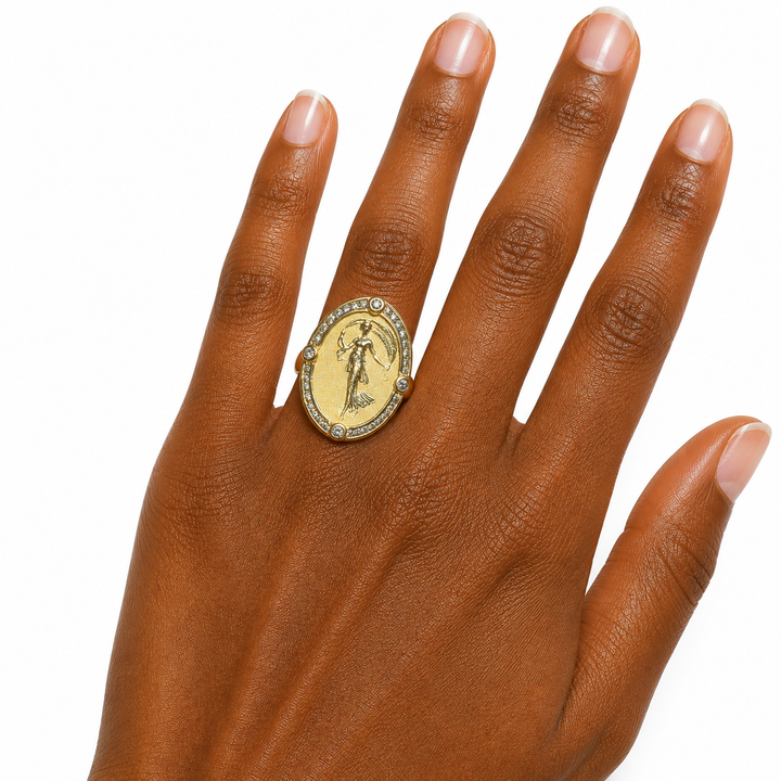 18k Yellow Gold Estate Designer Ring