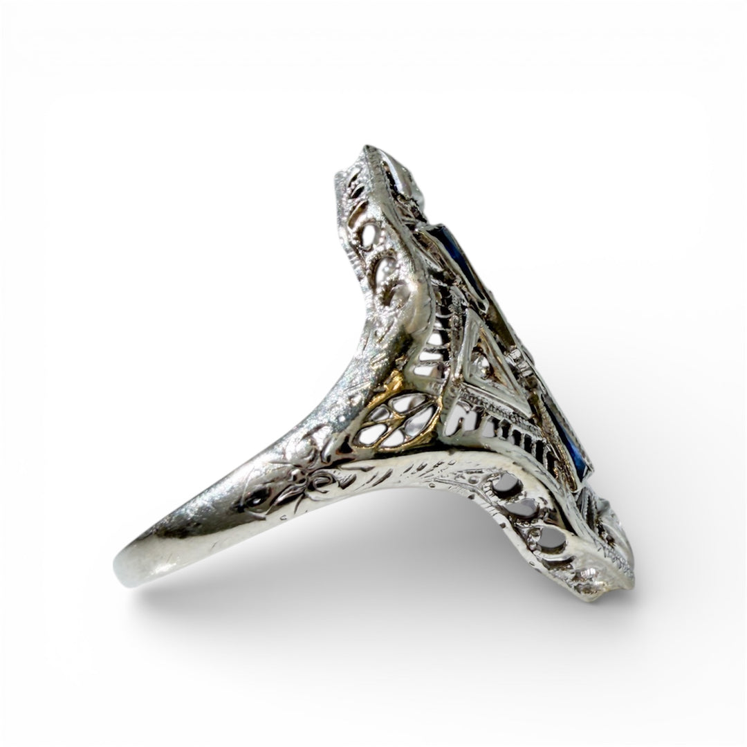 18k White Gold Antique Estate Ring