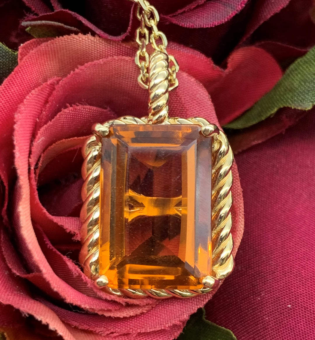 14k Yellow Gold Citrine Pendant