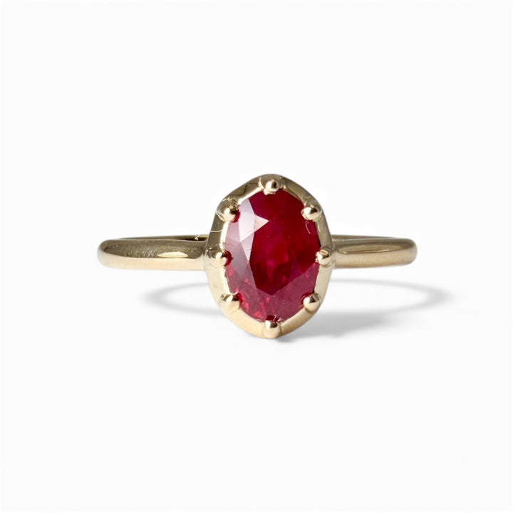 18k Yellow Gold Ruby Ring