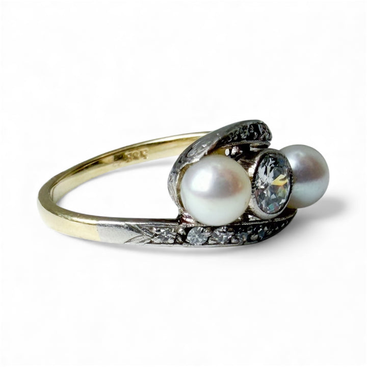 14k Yellow Gold Antique Diamond Estate Ring