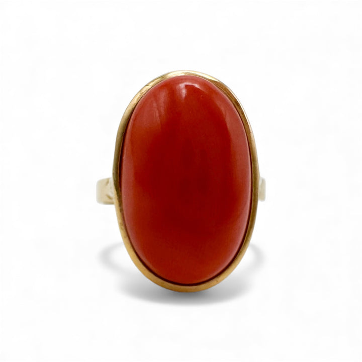 18k Yellow Gold Coral Estate Ring