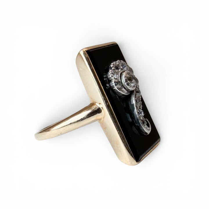 14k Yellow Gold Antique Onyx Estate Ring