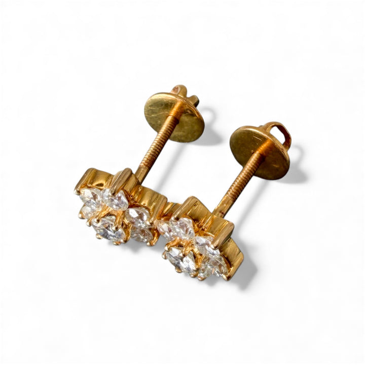 18kYellow Gold Flower Studs Estate Earrings