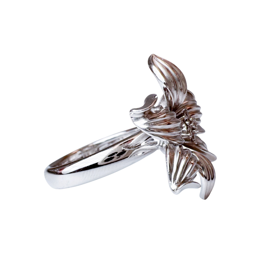 14k White Gold Flower Diamond Estate Ring