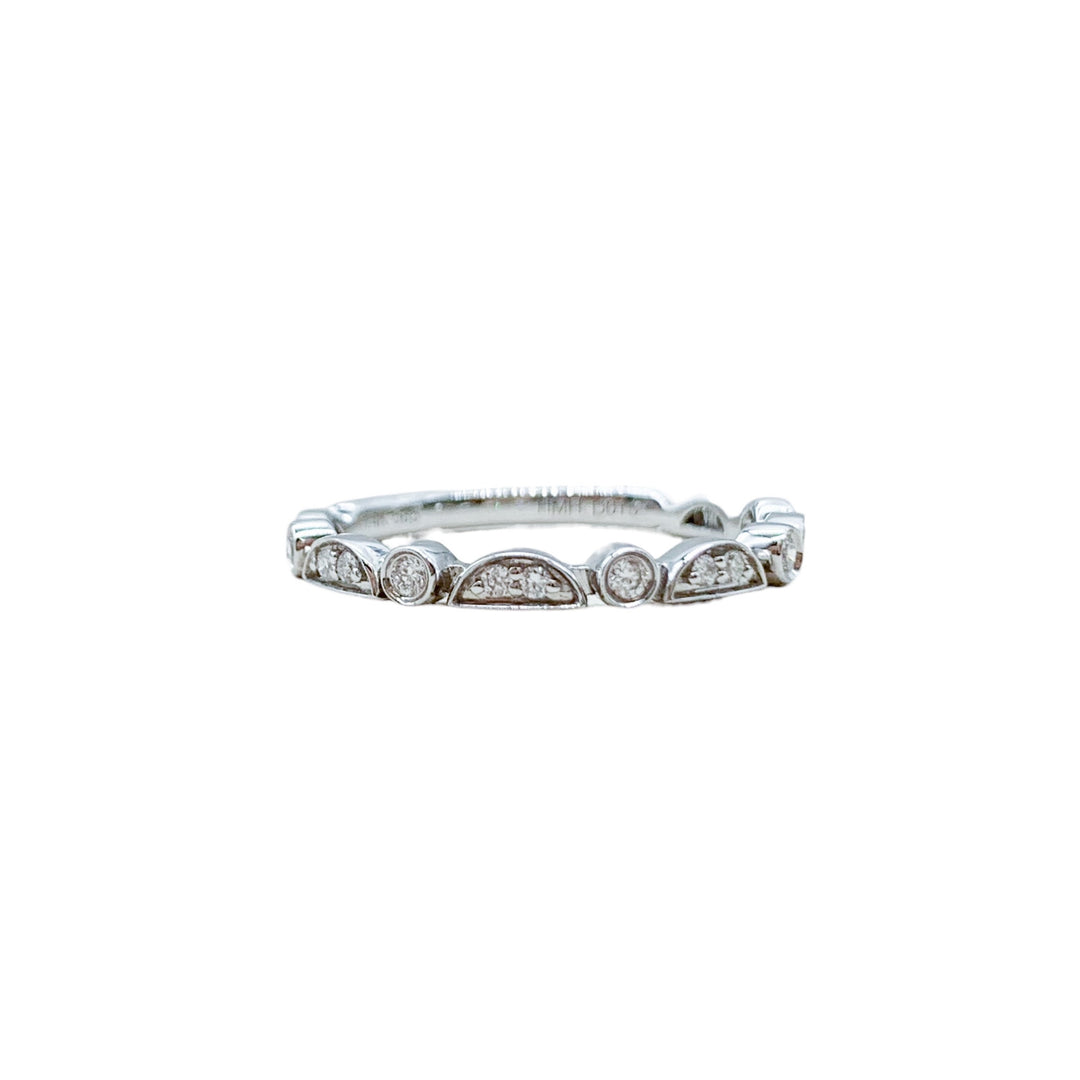 14k White Gold Pave Set 0.15ctw Round Diamond Wedding Band