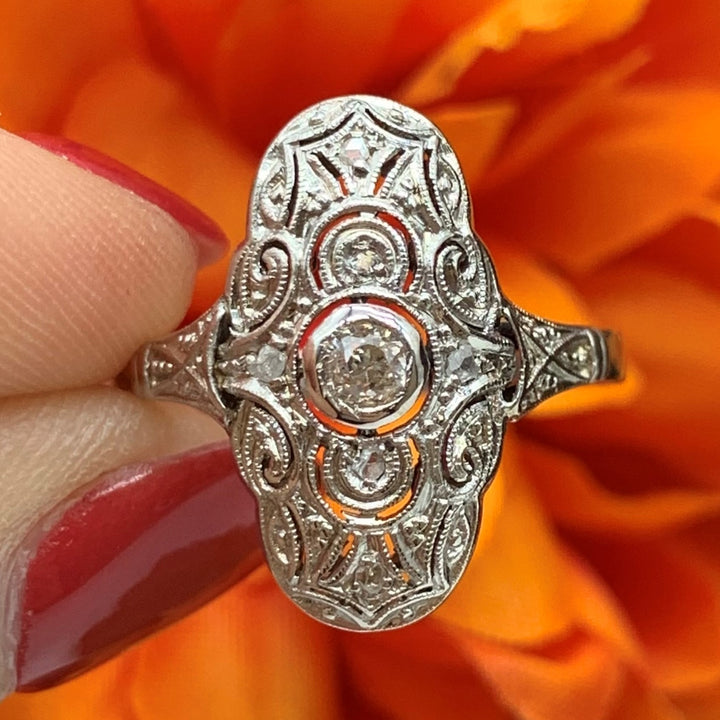 14k White Gold Antique Diamond Estate Ring