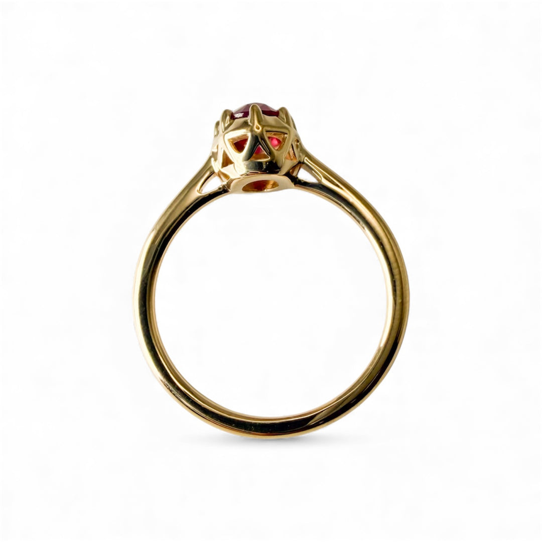 18k Yellow Gold Ruby Ring